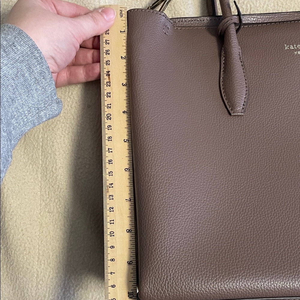 Kate Spade ♠️ UEC Taupe Brown Leather Shoulder crossbody or handbag - Picture 14 of 15